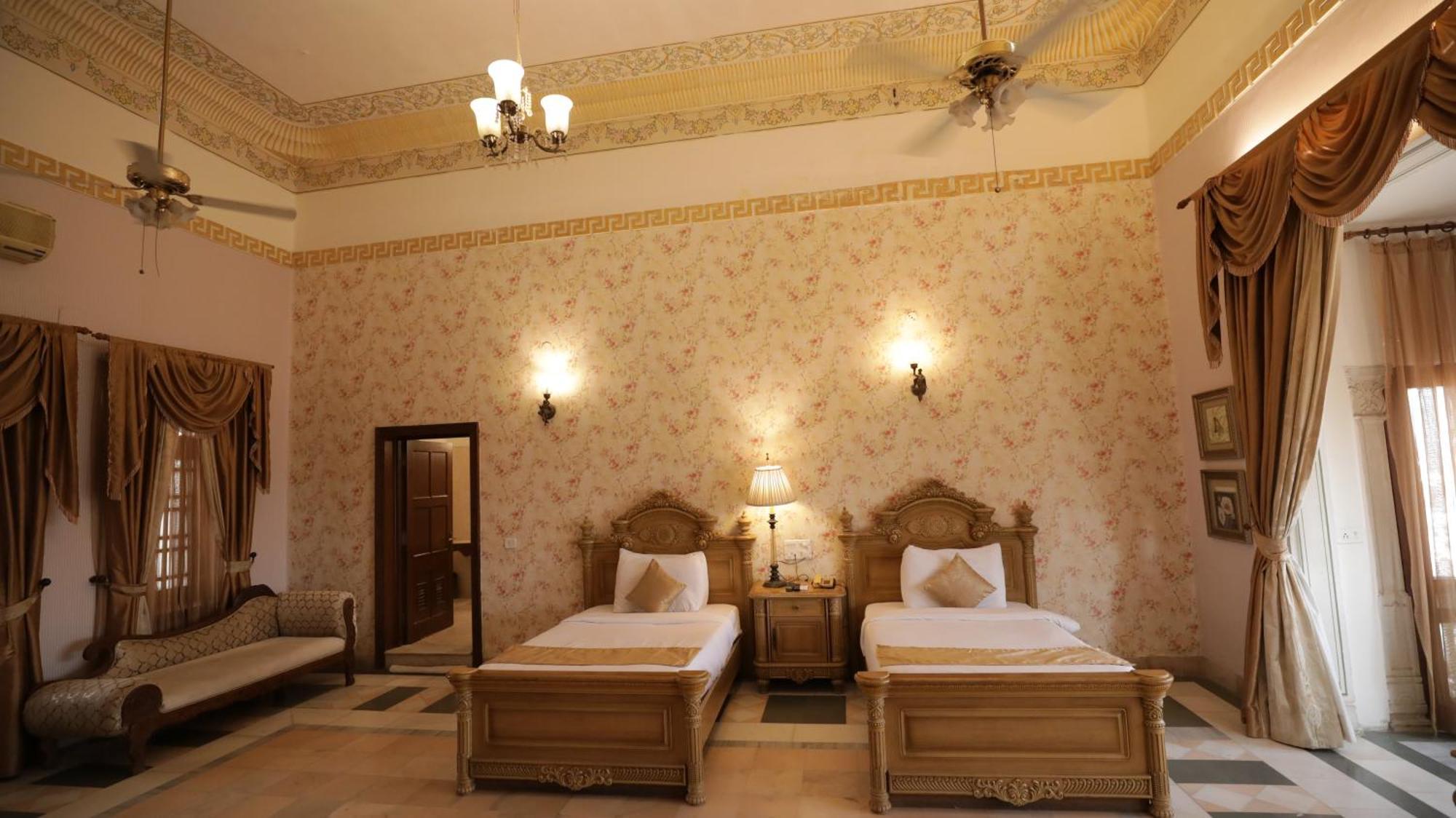 Hotel Merwara Estate- A Luxury Heritage Resort Аджмер Экстерьер фото